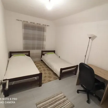 S Saraybosna